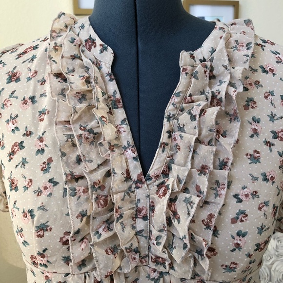 Floral Dress - Picture 2 of 3